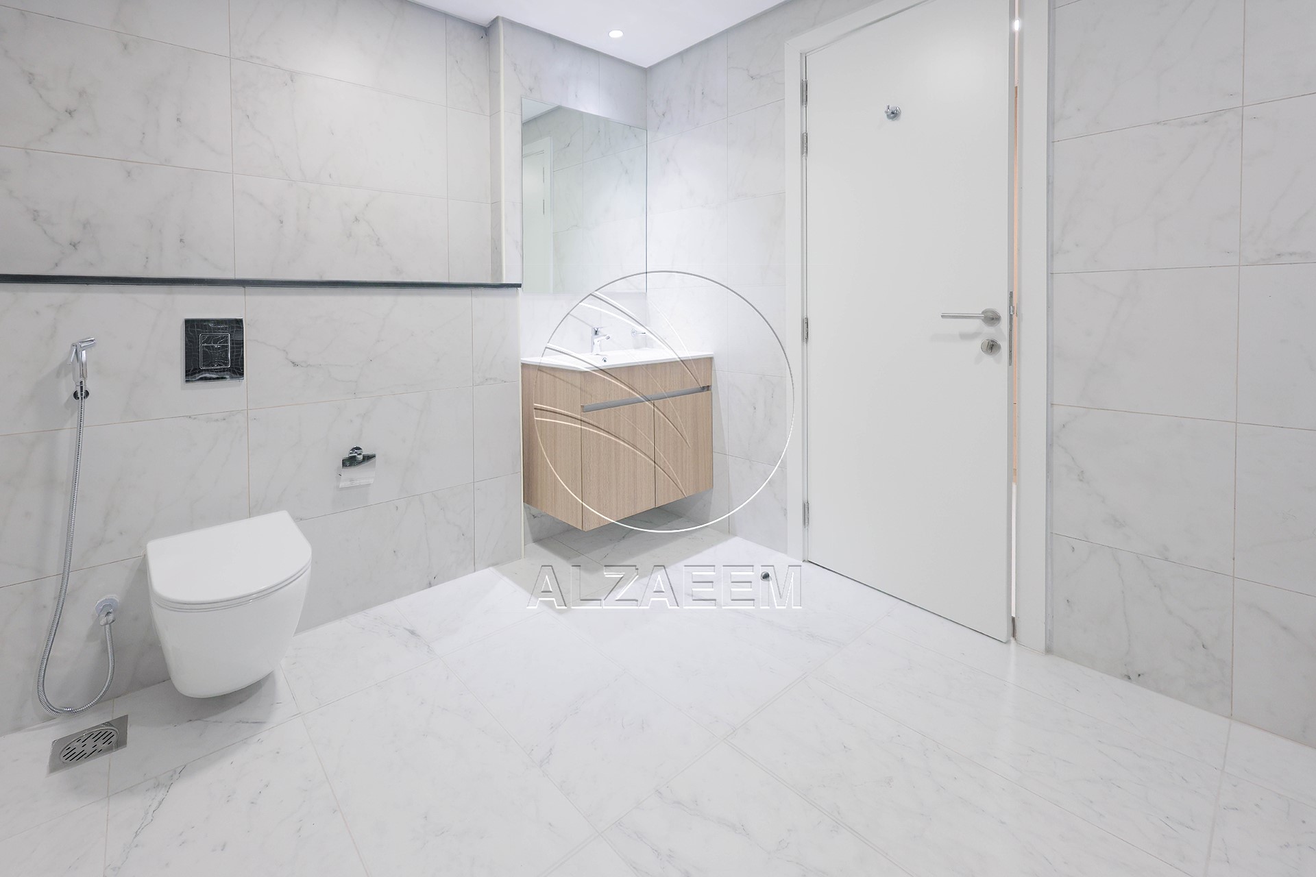 √5BR Penthouse | End Use | Stunning Canal Views√