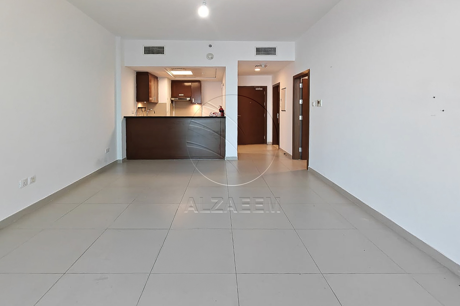√ Rare Availability | Pool & Sea View | VACANT √