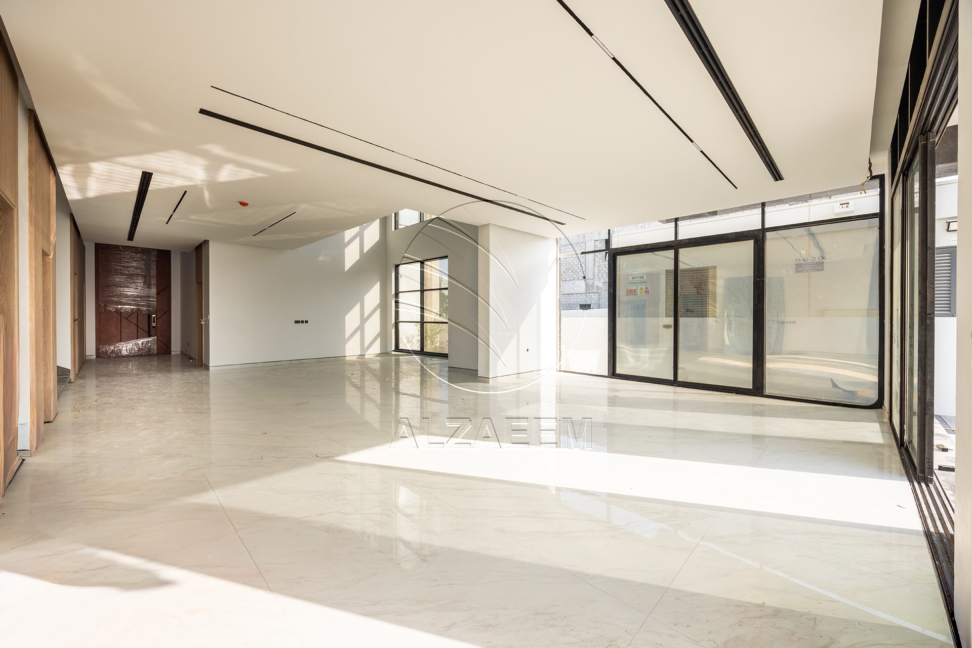 √Private Pool | High Ceiling | 654 SQM PLOT√