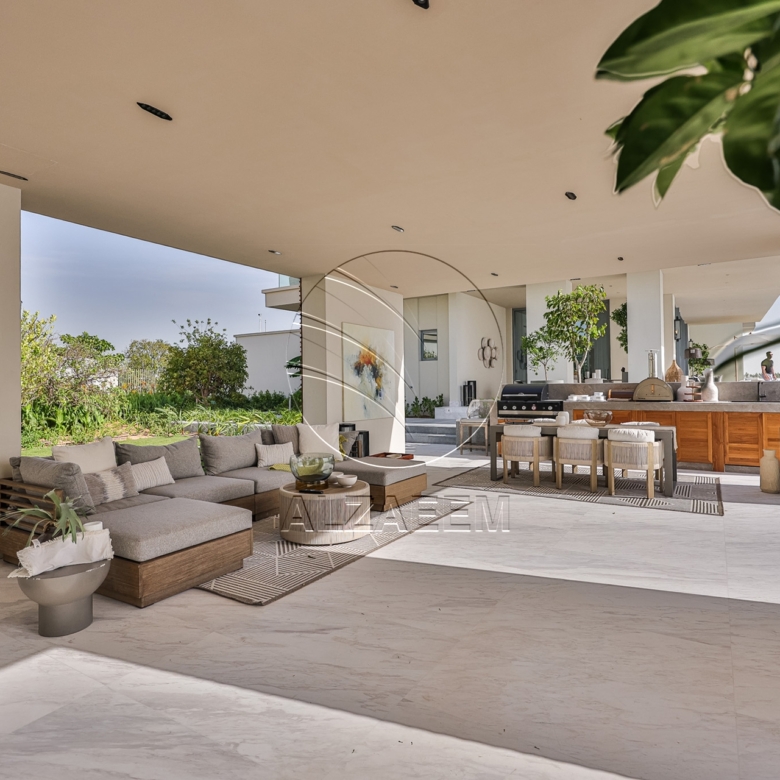 √ Luxurious Sky Waterfront Villa with Sunset View√