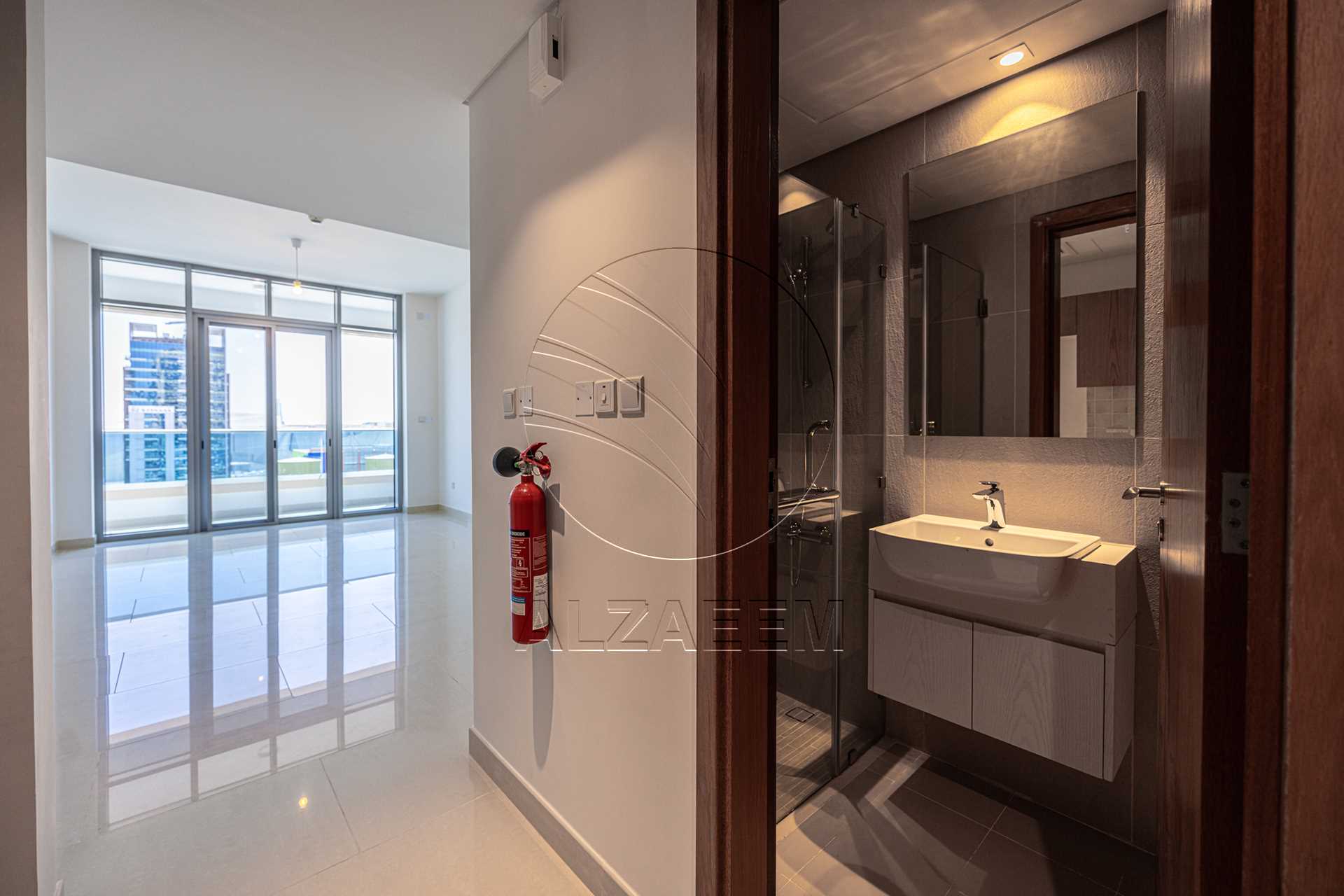 √Prime Location | Rented Studio | Community Views√