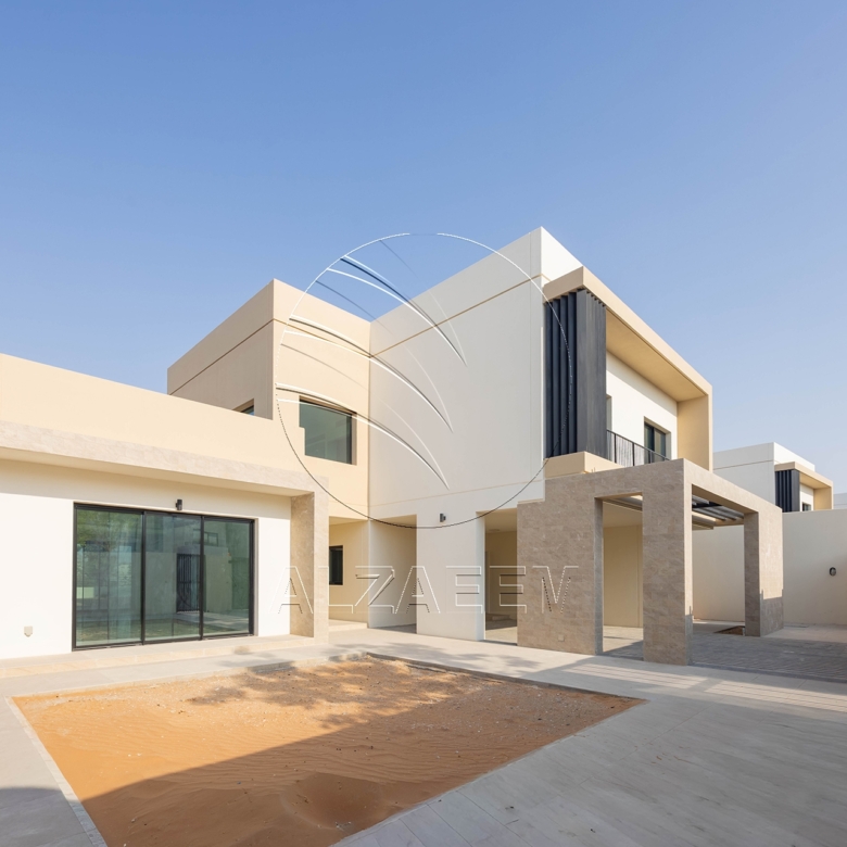 √ Single Row Villa | Golf Course View | VACANT √