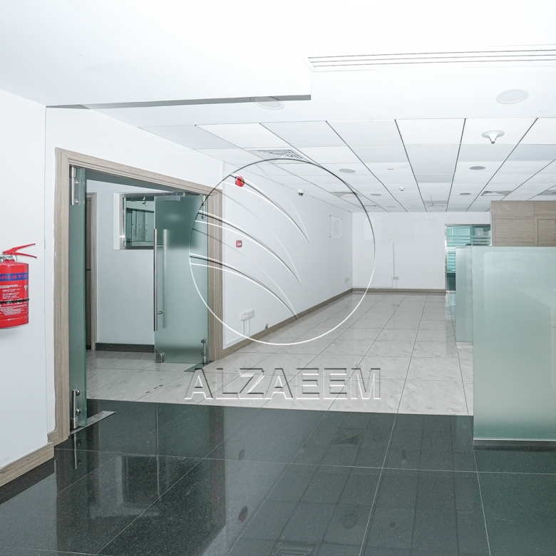 √Prime Showroom+Basement + 2 Mezzanine Levels √