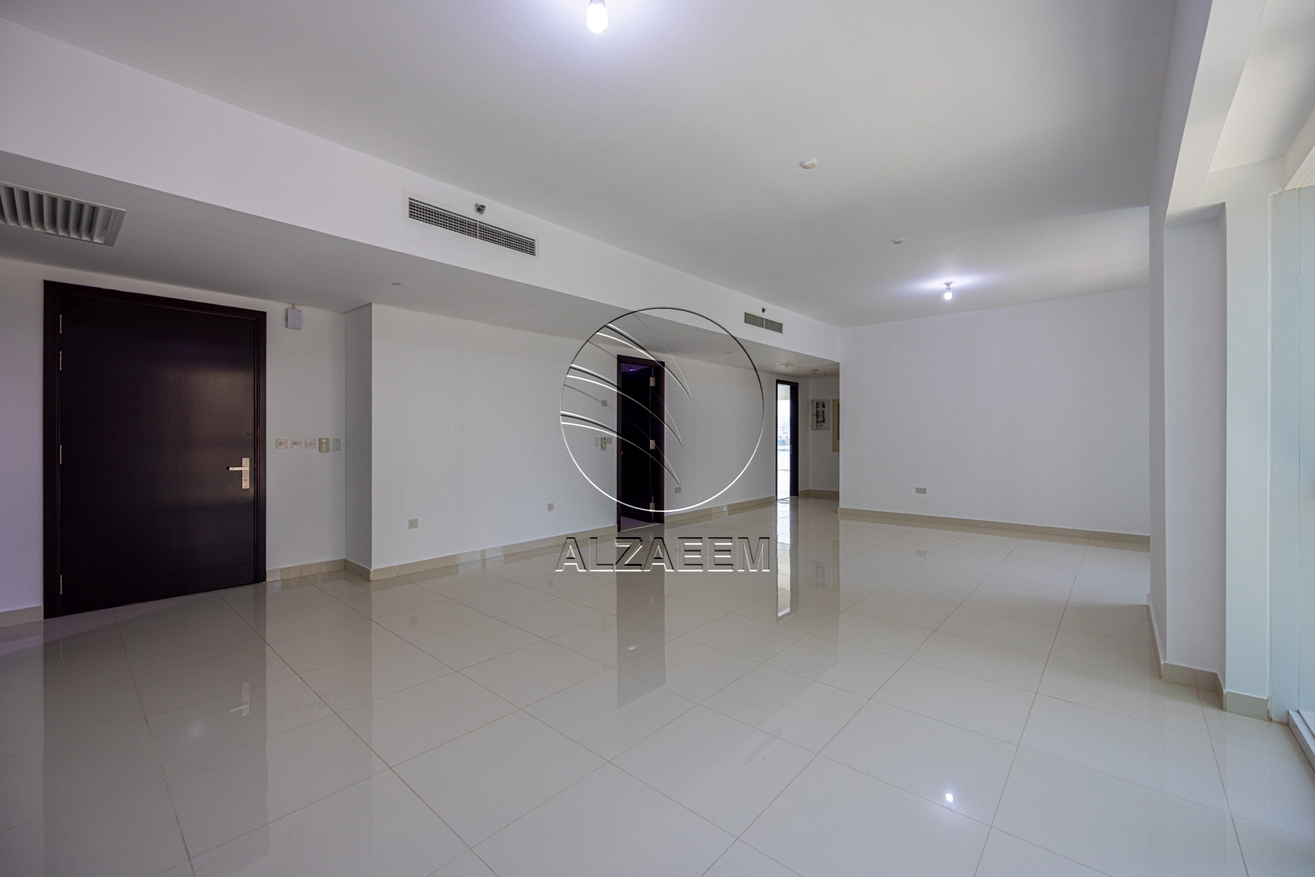 VACANT and Spacious Unit with Marina Views