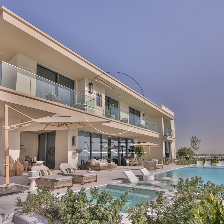 √ Luxurious Sky Waterfront Villa with Sunset View√