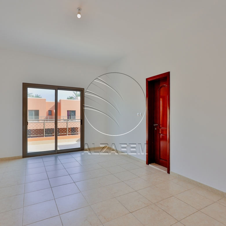 √ Big Terrace | 4BR Large Type | Upcoming √