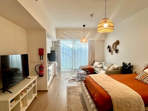 VACANT | Furnished | Bright and Warm Interiors