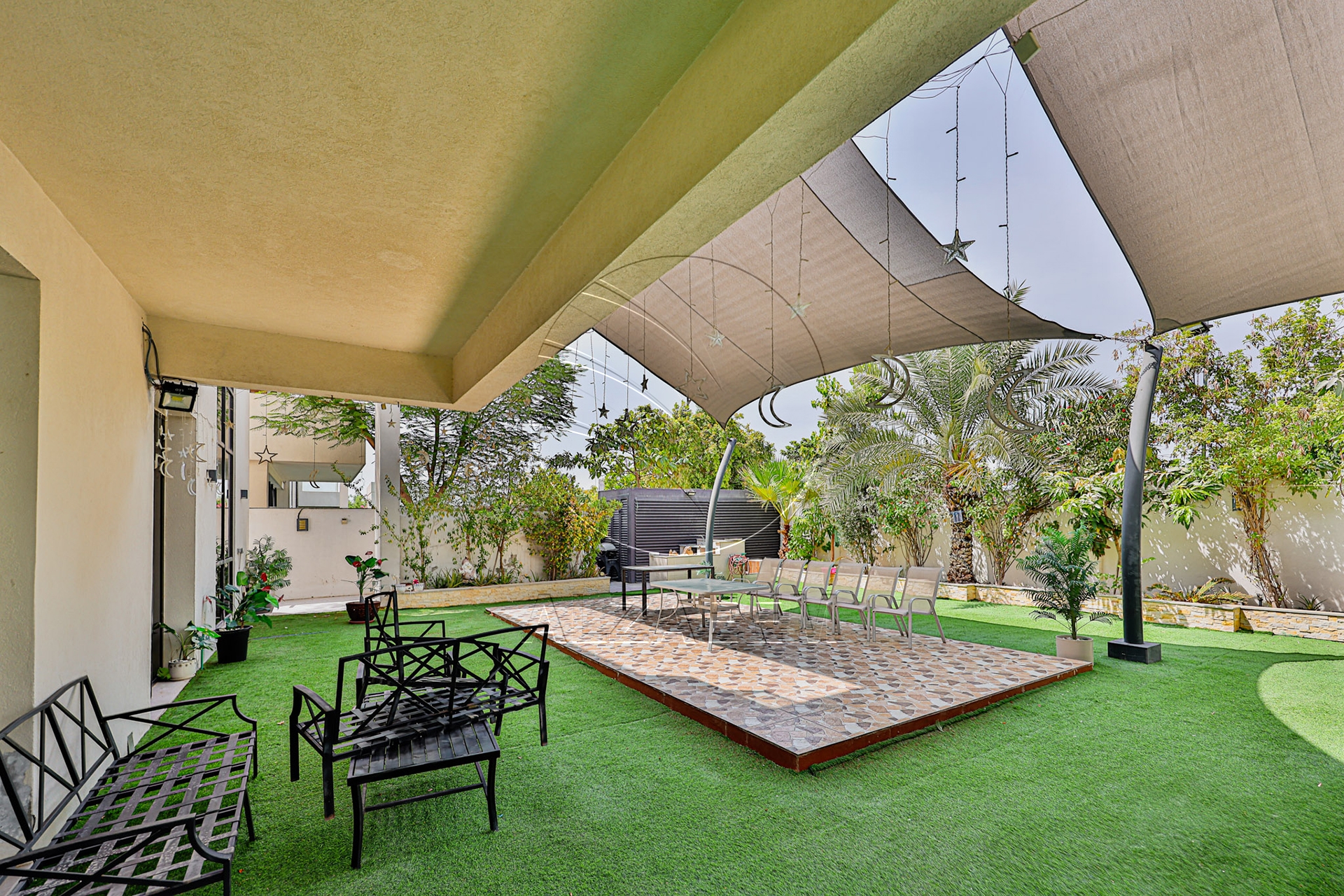 √VIP Upgraded Villa | Corner Single Row | Jacuzzi√
