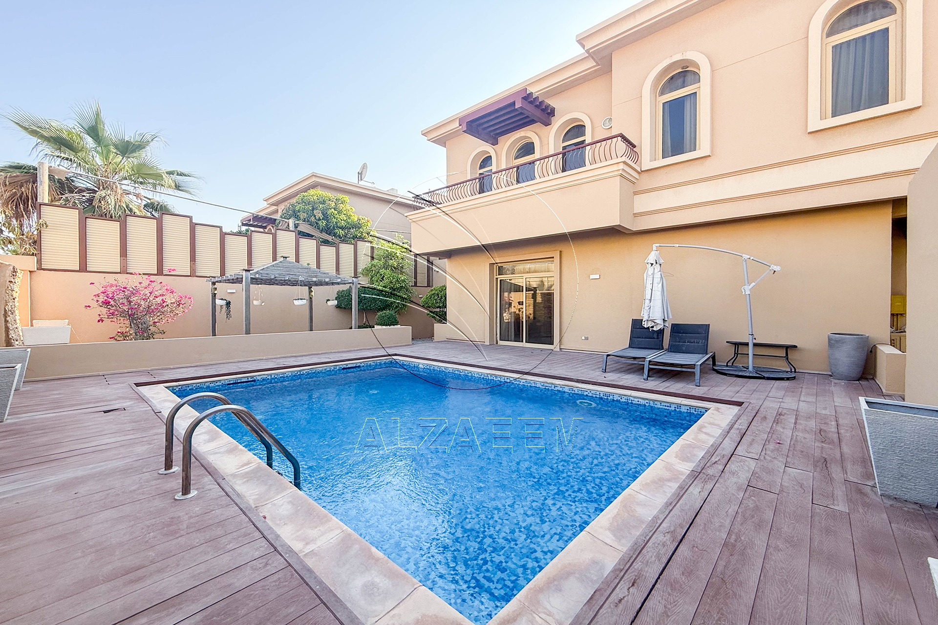 Single Row | Upgraded 5BR Villa | Pool and Garden