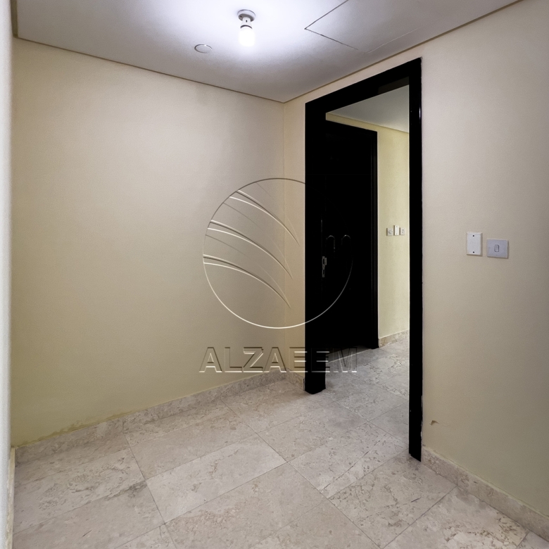 √Higher Floor | Sea View | Rented with Refund √