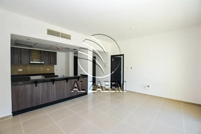 Nice Layout! Spacious 1BR+Storage | Community View