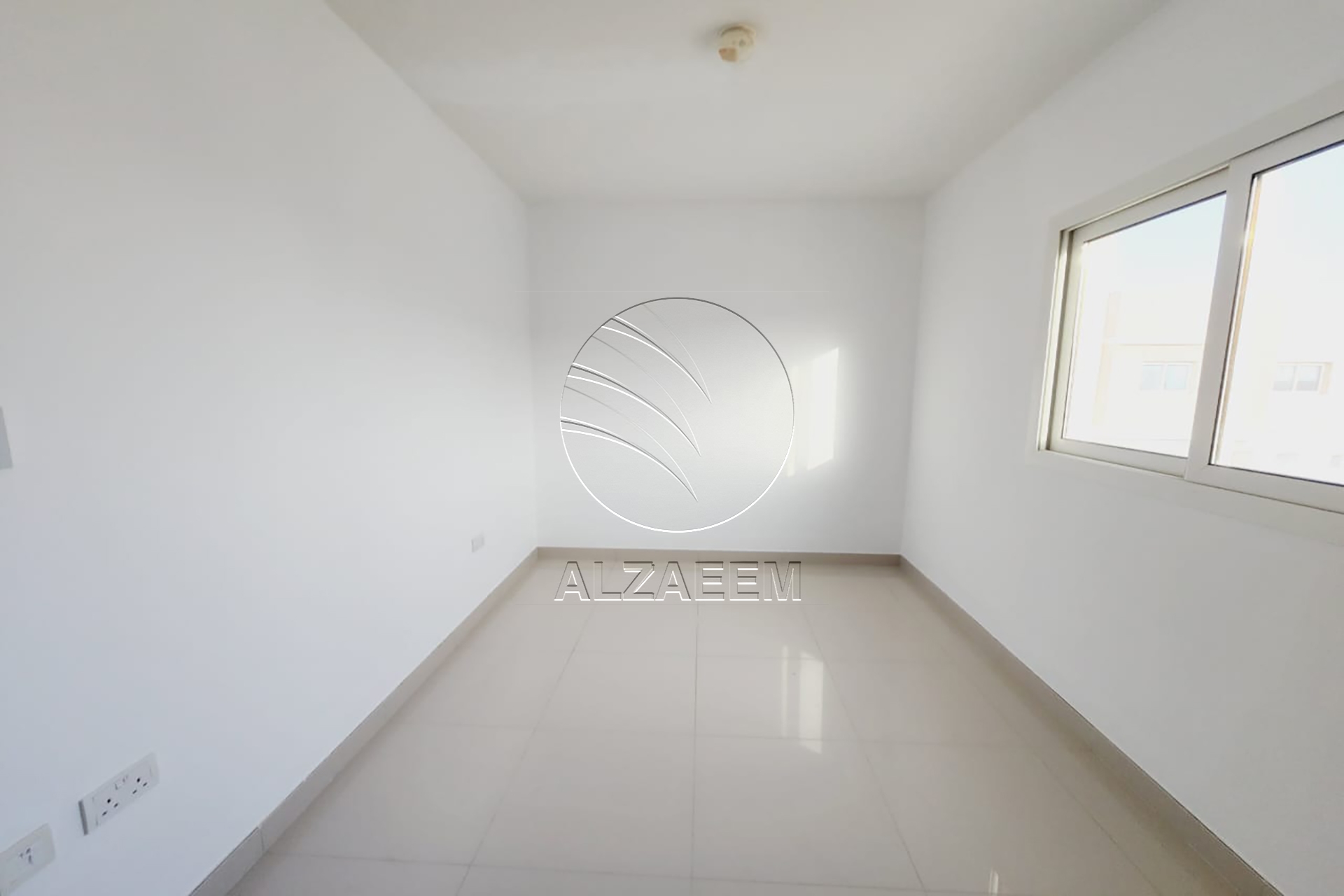 L-Shaped Landscaped Garden | 3BR + Maid