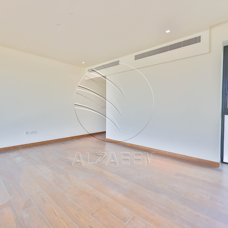 √ Single Row Villa | Golf Course View | VACANT √