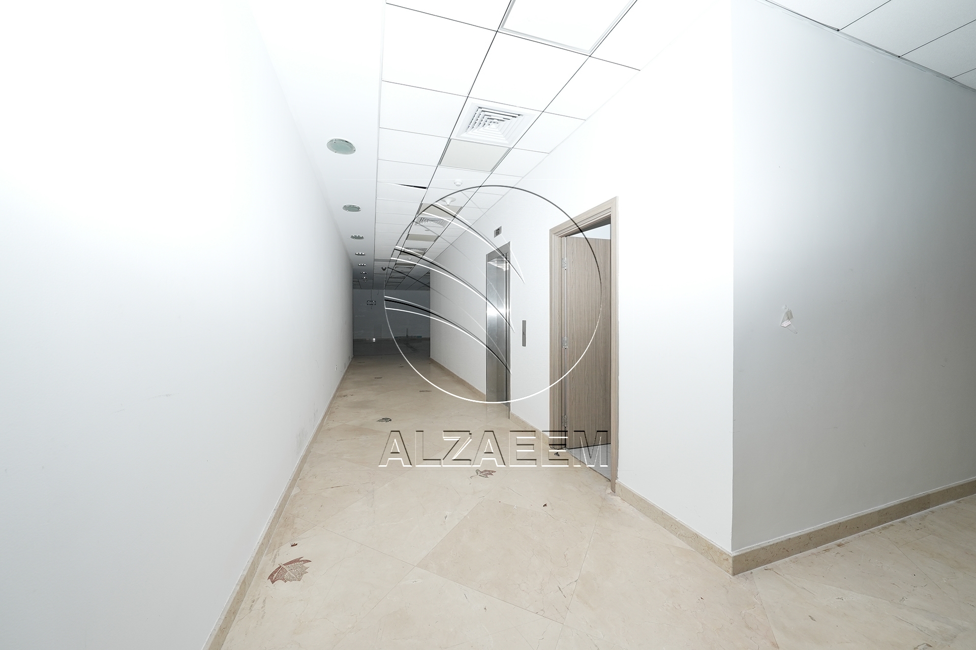 √Prime Showroom+Basement + 2 Mezzanine Levels √
