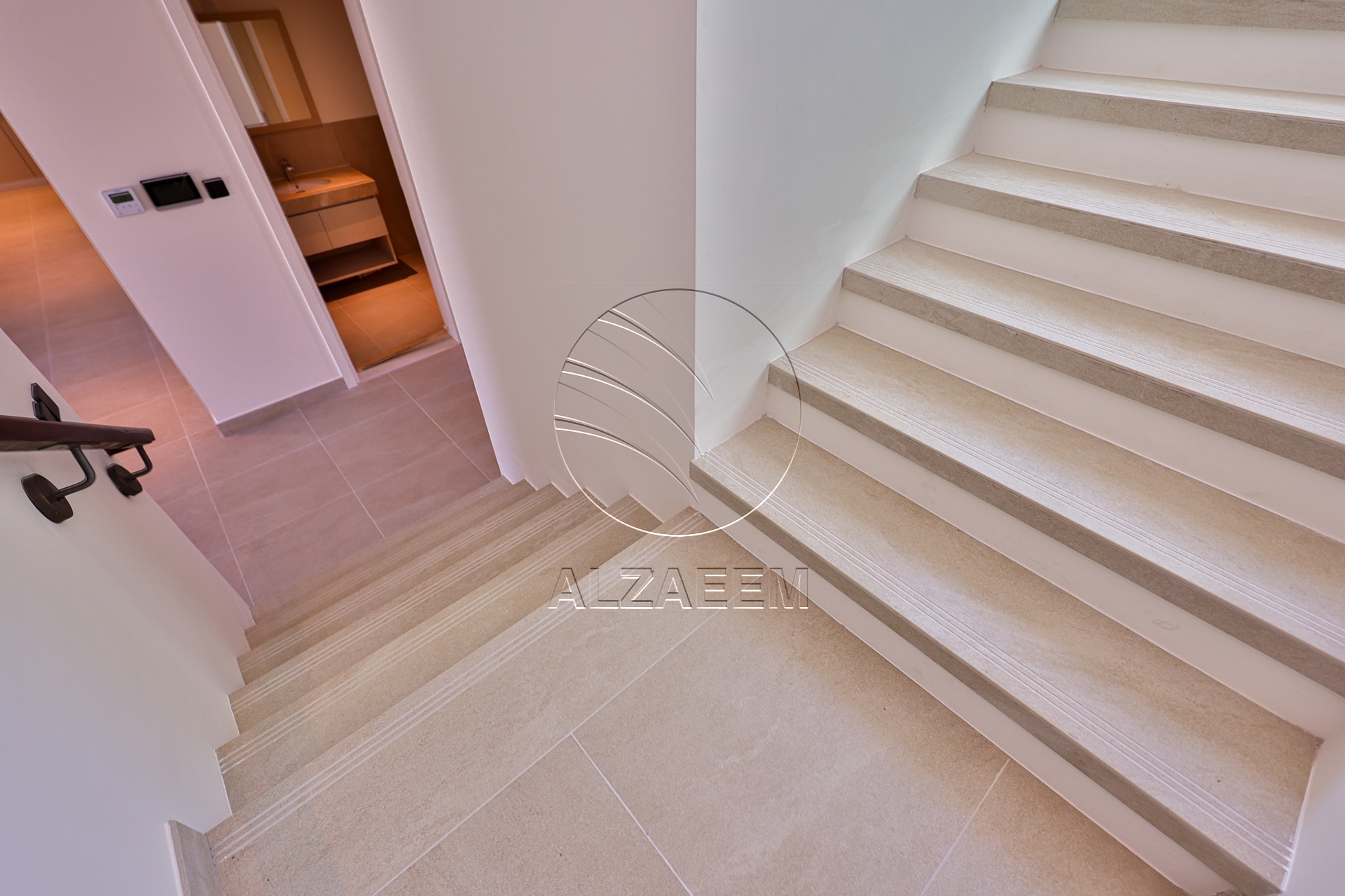√Single Row End Villa | Steps away from the Park√