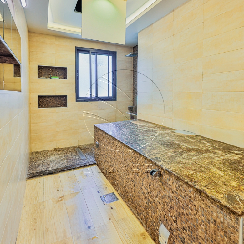 √VIP Upgraded Villa | Corner Single Row | Jacuzzi√