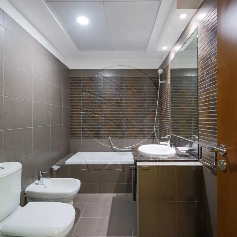 √Stunning Sea Views | Prime Location |VACANT! √