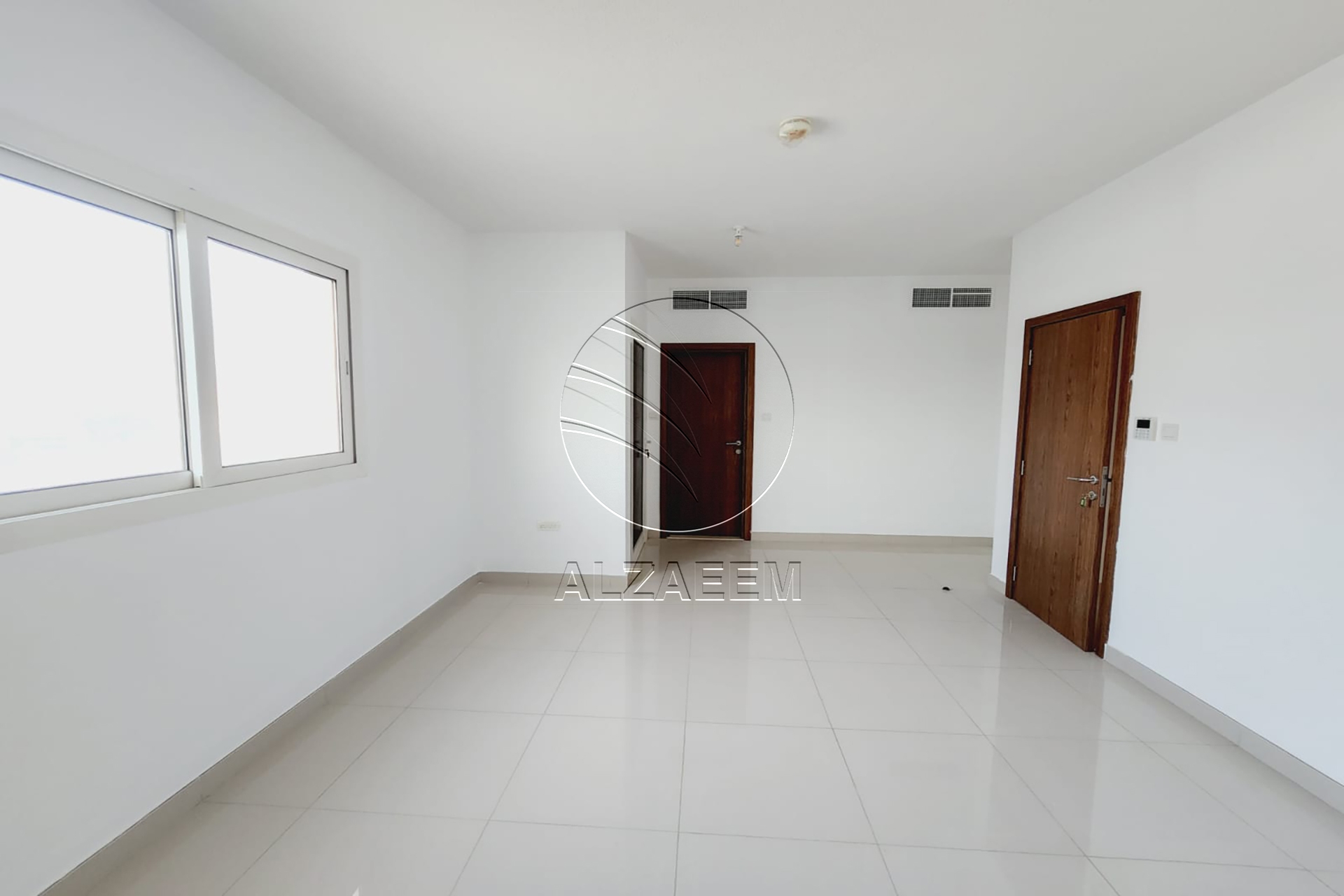 L-Shaped Landscaped Garden | 3BR + Maid