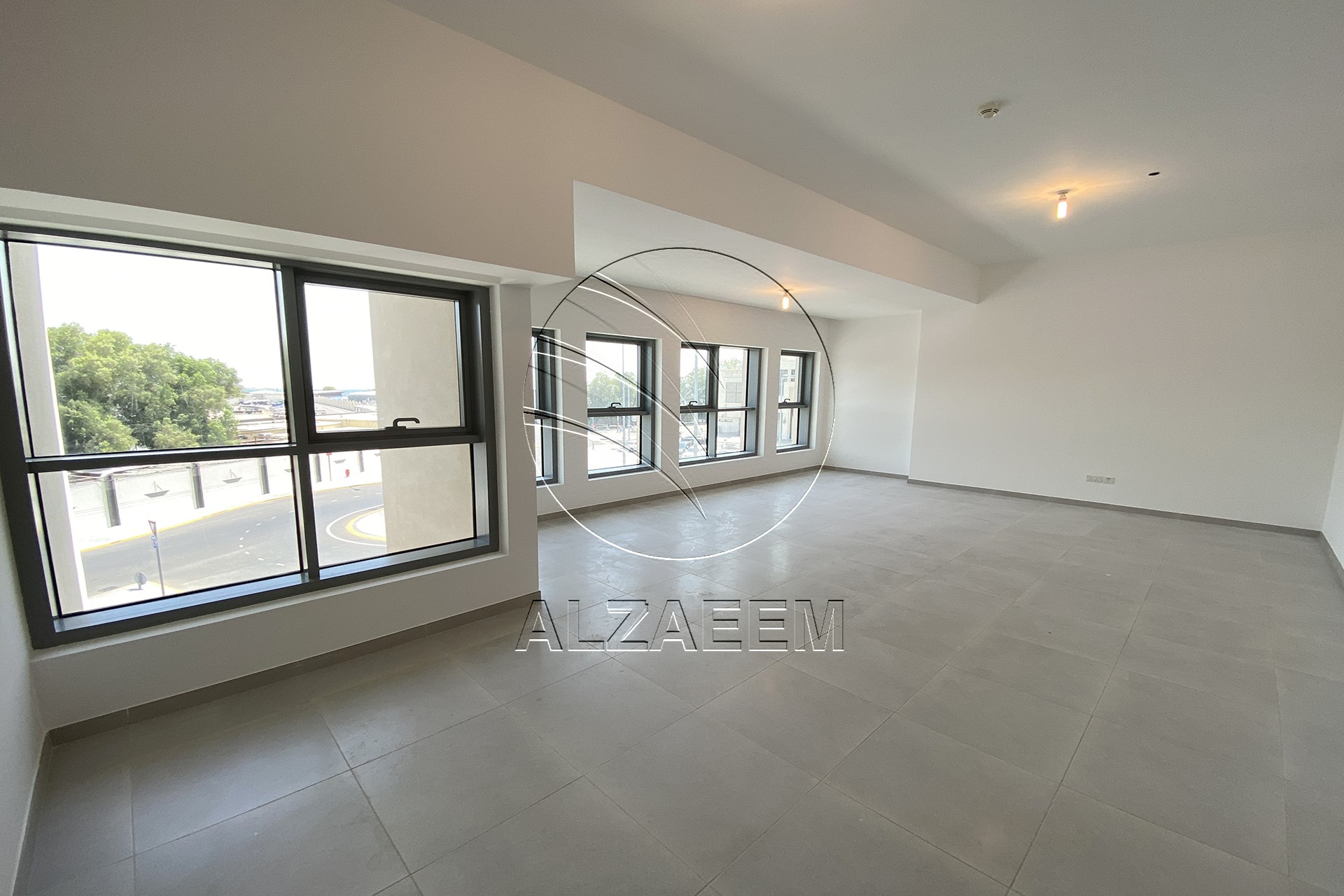 Luxury Living | 2 payment – 3+Maid | Vacant