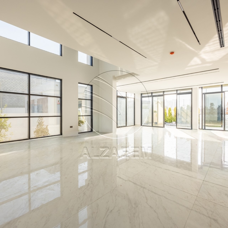 √Private Pool | High Ceiling | 654 SQM PLOT√