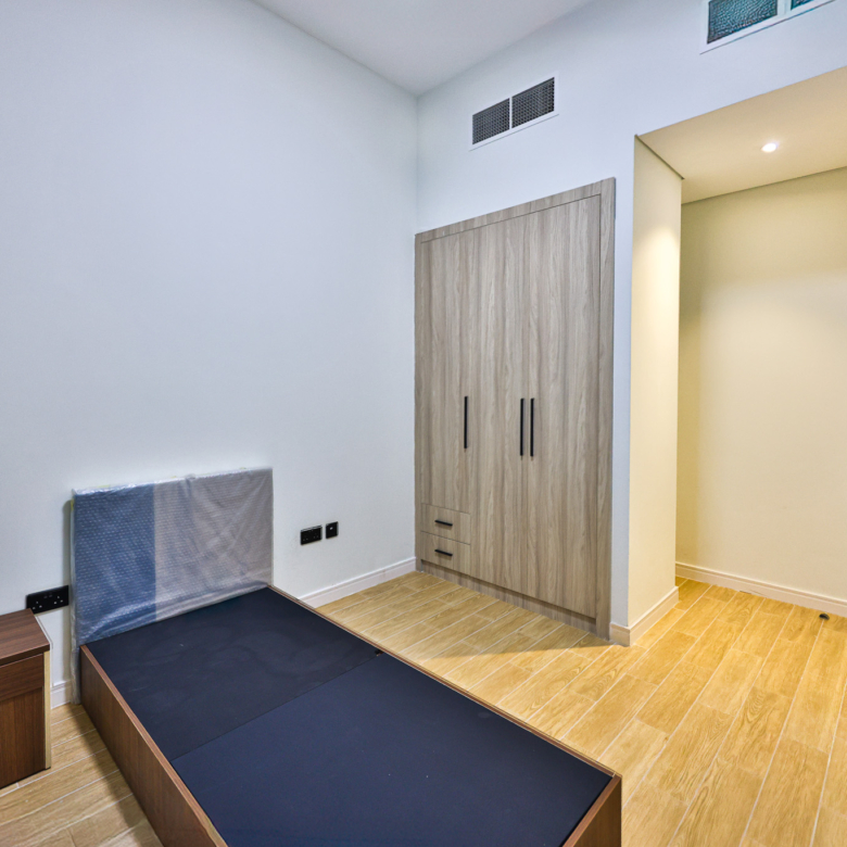 Furnished | 3BR TH | Big Layout | Vacant