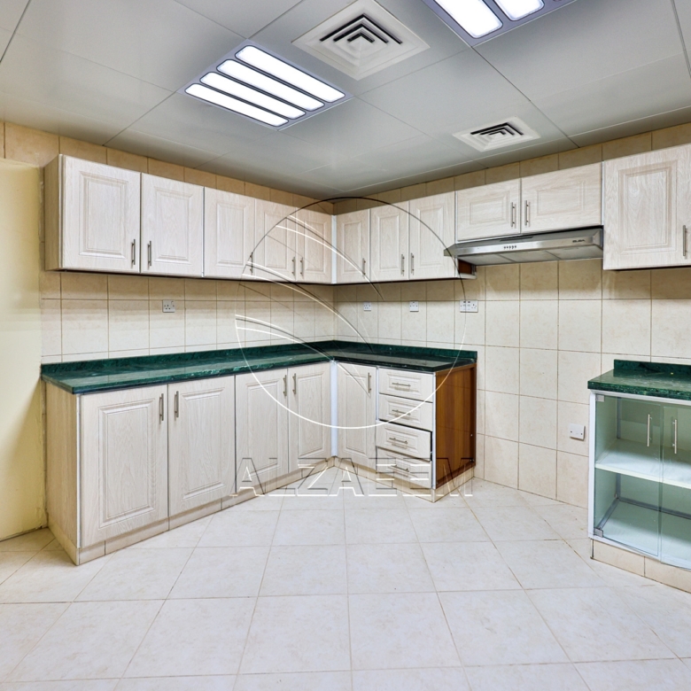 Hot and Vacant! Prime Location | Partial Sea View
