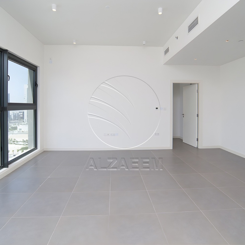 √ Full Canal View | Stunningly Designed Unit √