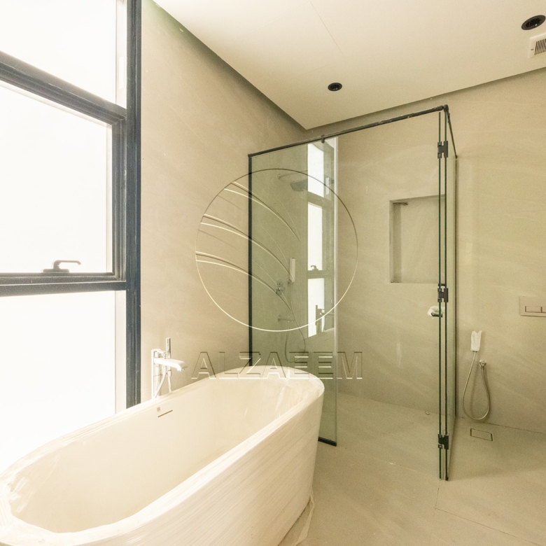 √Private Pool | High Ceiling | 654 SQM PLOT√