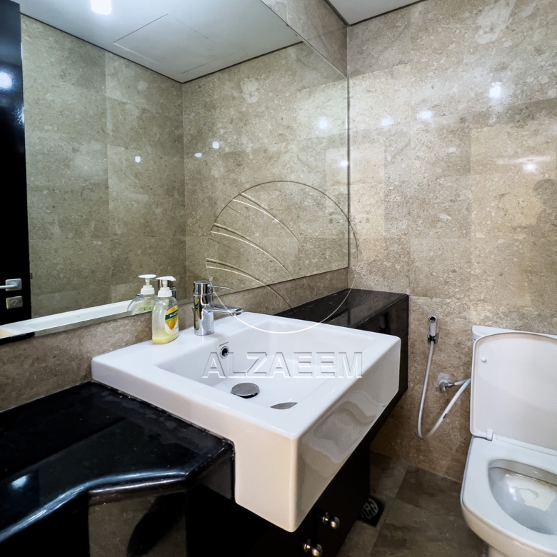 √Higher Floor | Sea View | Rented with Refund √