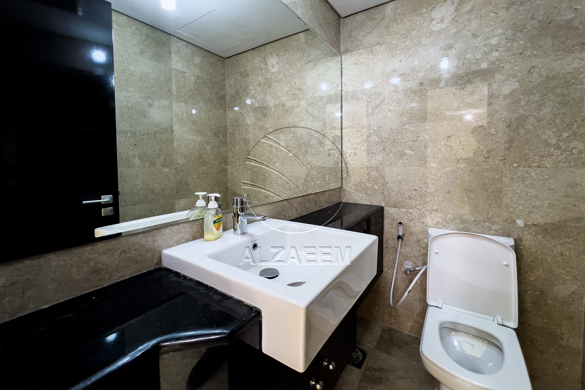 √Higher Floor | Sea View | Rented with Refund √
