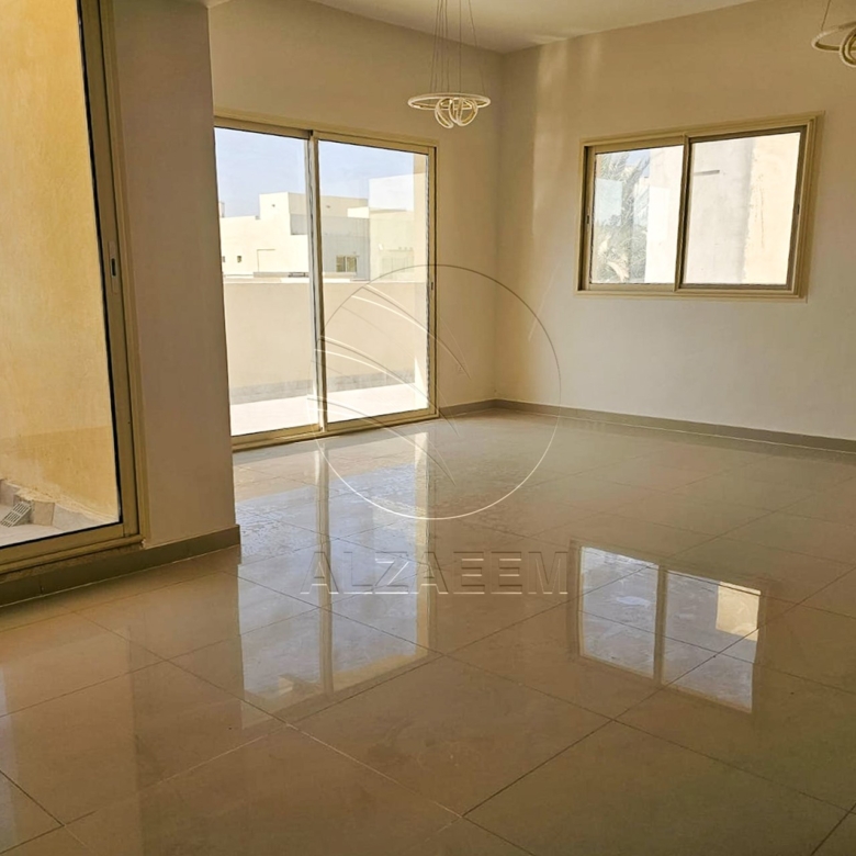 5BR Corner Villa | Private Pool | Spacious Garden