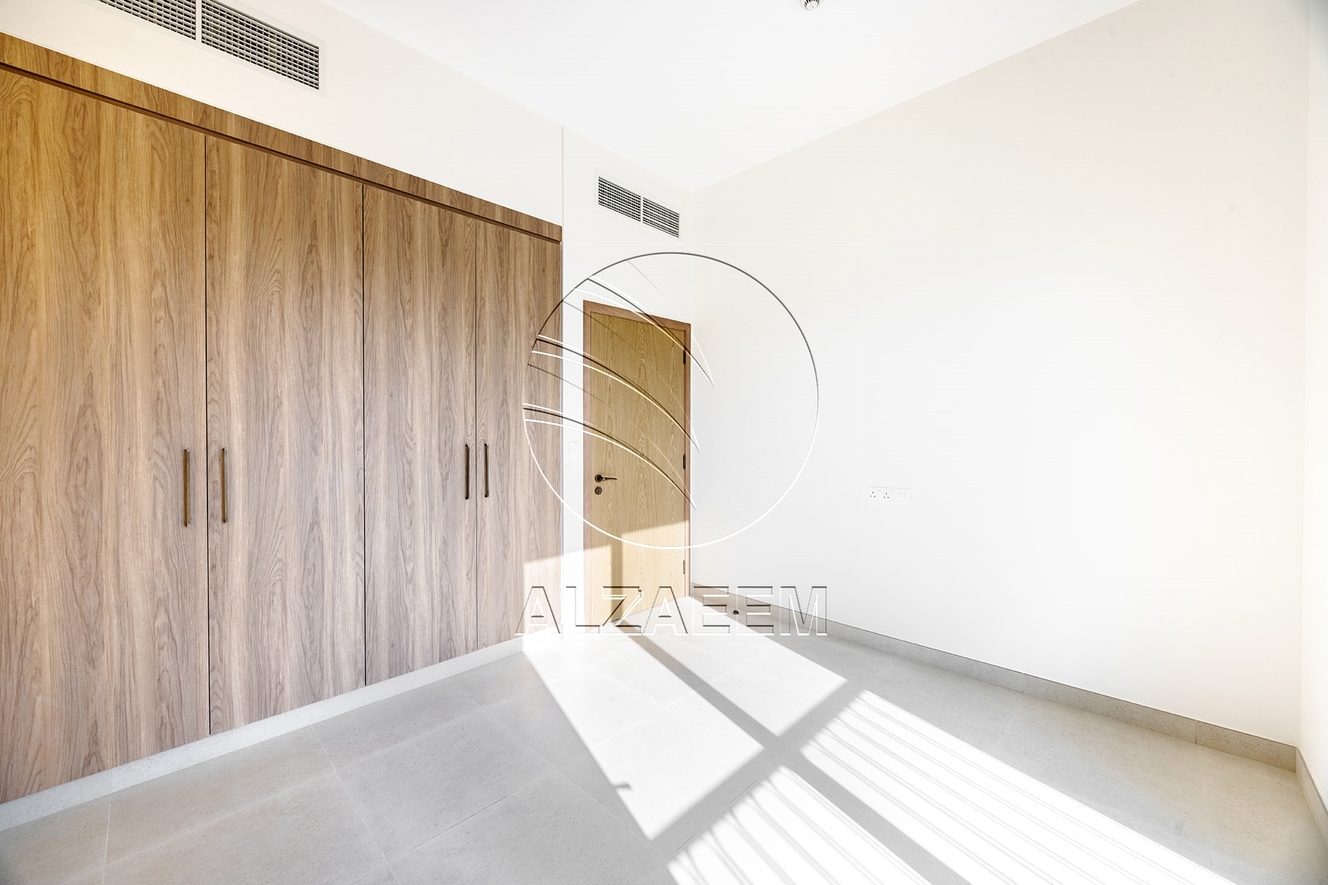 √ Move-in Ready | Brand New | Prime Location √