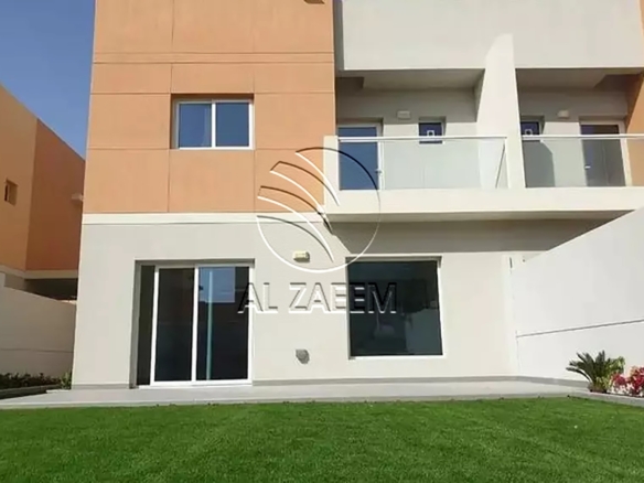 L-Shaped Landscaped Garden | 3BR + Maid