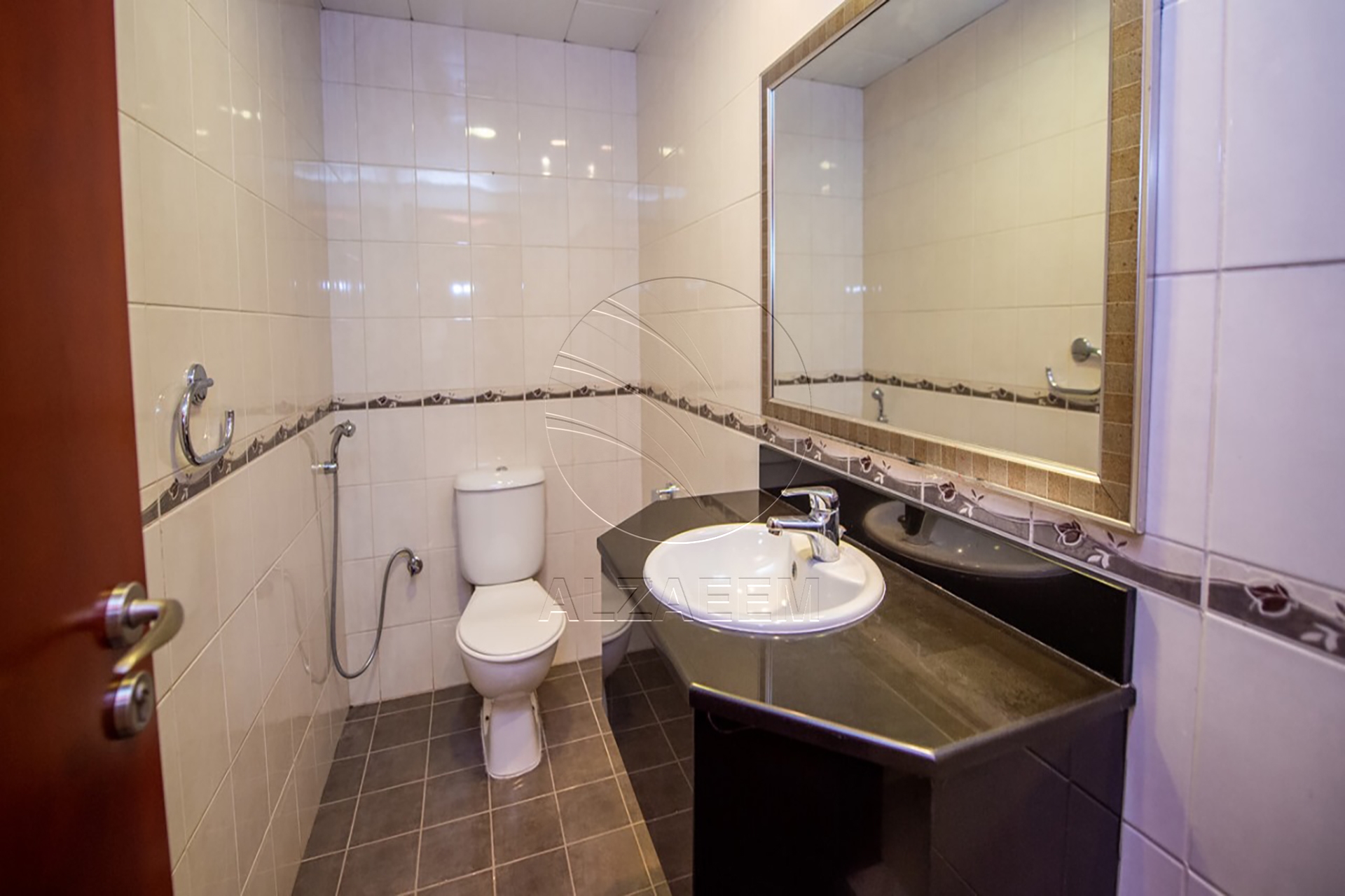 END UNIT | Perfect for End Use or Investment | HOT