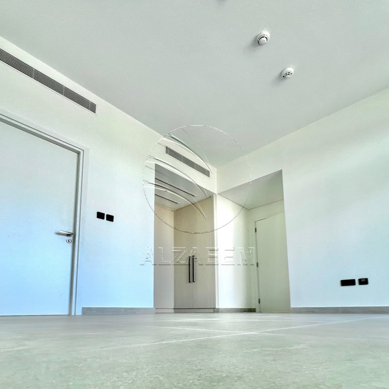 √UPCOMING! End Unit | Big Plot | Prime Location√