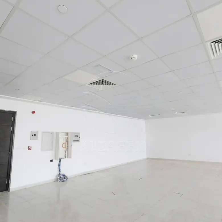 √ High Level + VACANT Office with Mangrove Views √