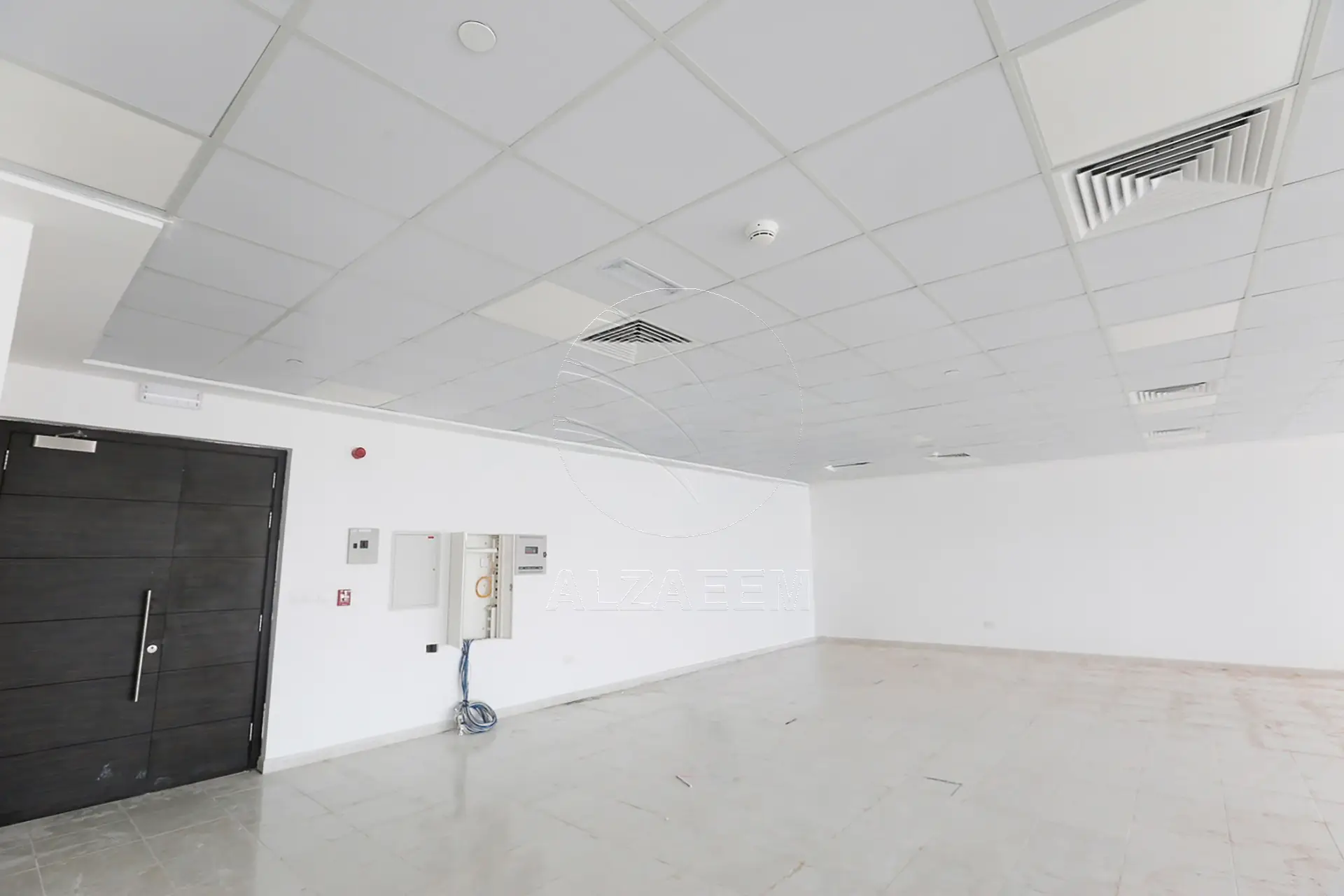 √ High Level + VACANT Office with Mangrove Views √