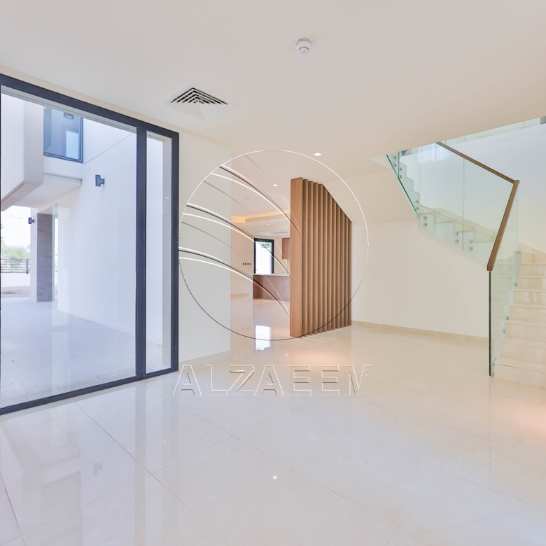 √ Single Row Villa | Golf Course View | VACANT √