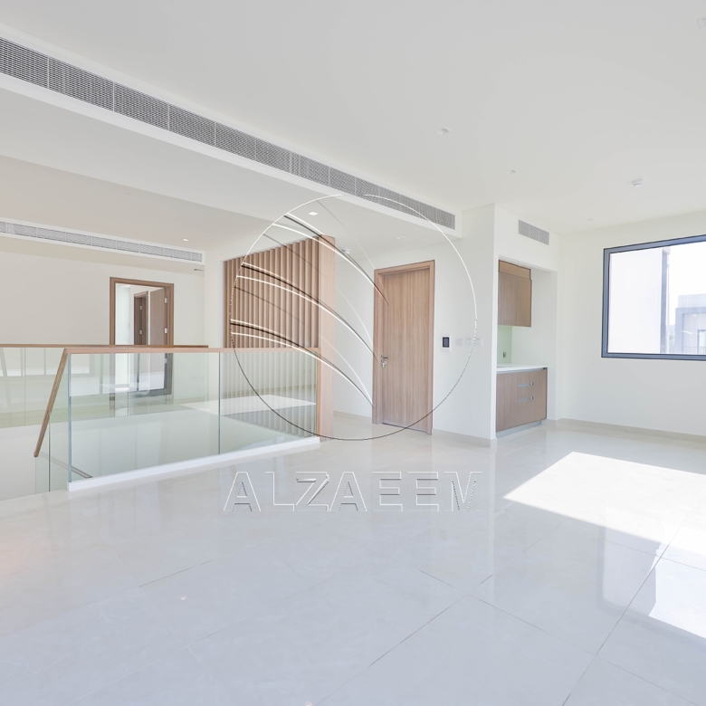 √ Single Row Villa | Golf Course View | VACANT √