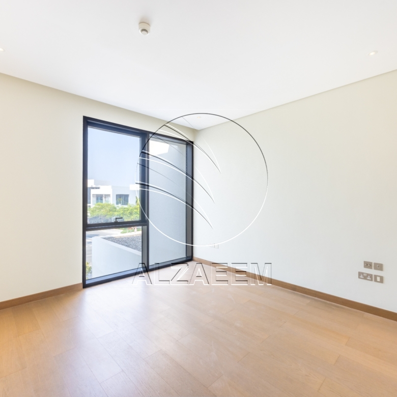 Premium Location | High Ceiling Villa | AL GHAF