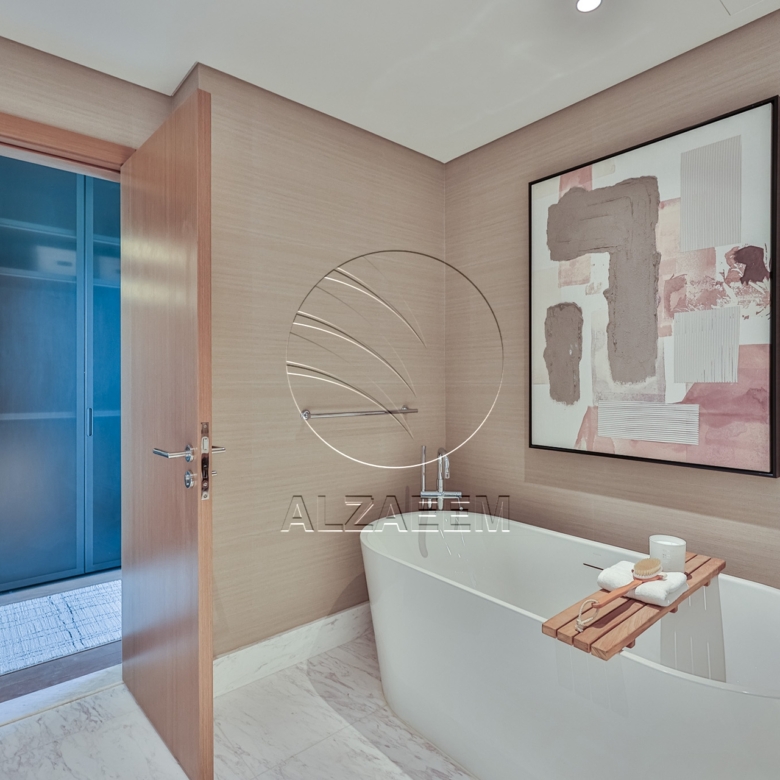 √ Luxurious Sky Waterfront Villa with Sunset View√