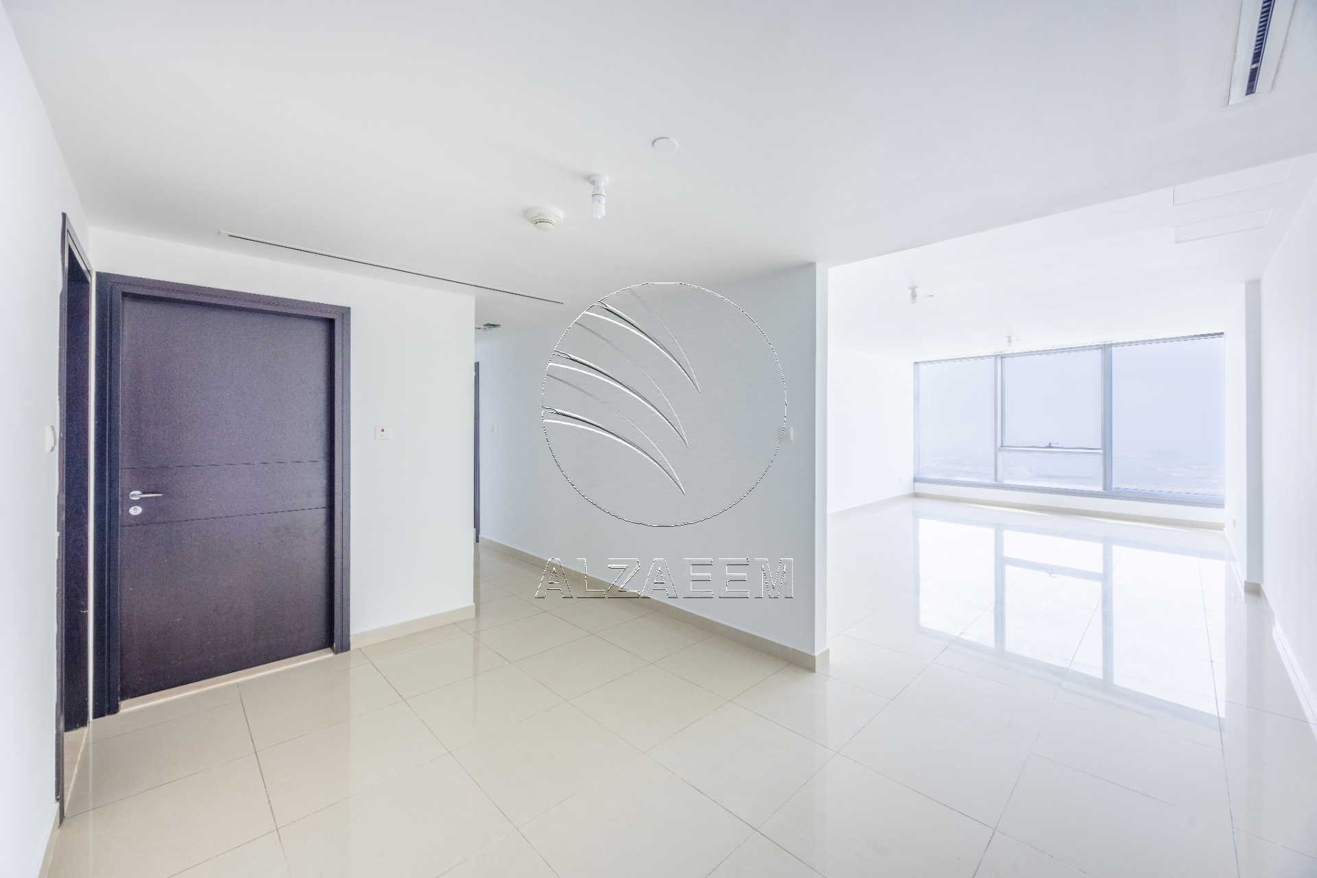 VACANT! | Higher Level | Panoramic Sea View