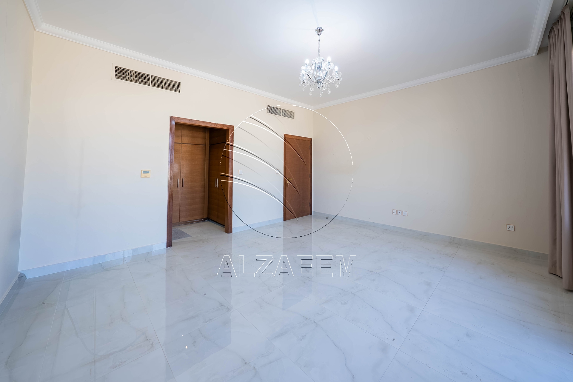 Single Row | Upgraded 5BR Villa | Pool and Garden