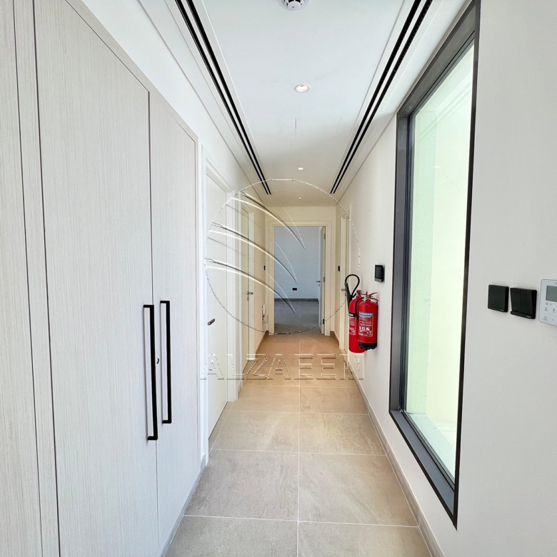 √UPCOMING! End Unit | Big Plot | Prime Location√