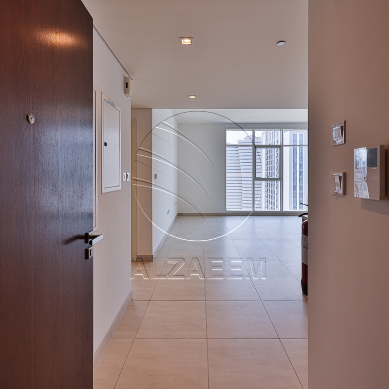Vacant CORNER 3BR+Maid | Sea View | Higher Level