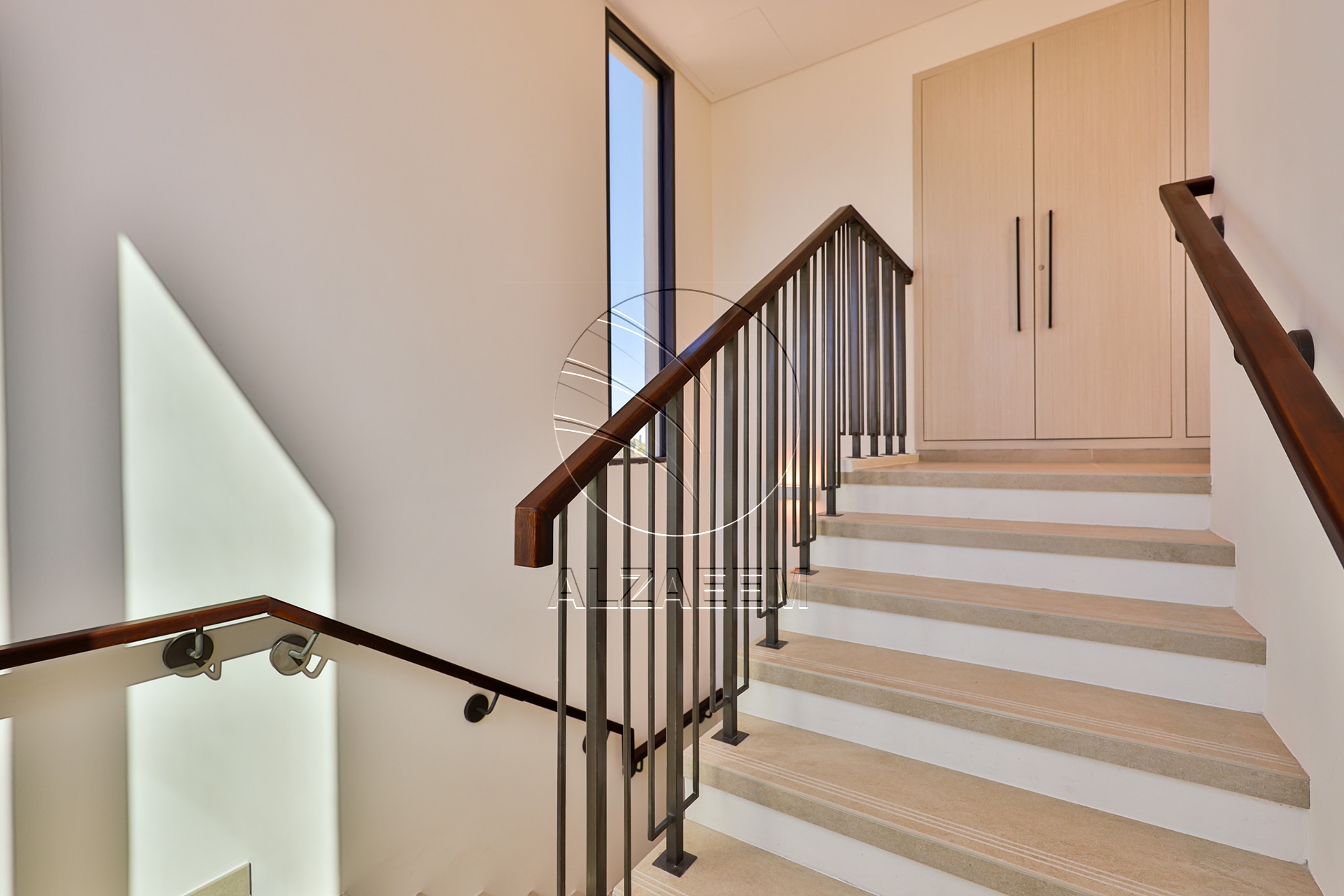 √Single Row End Villa | Steps away from the Park√