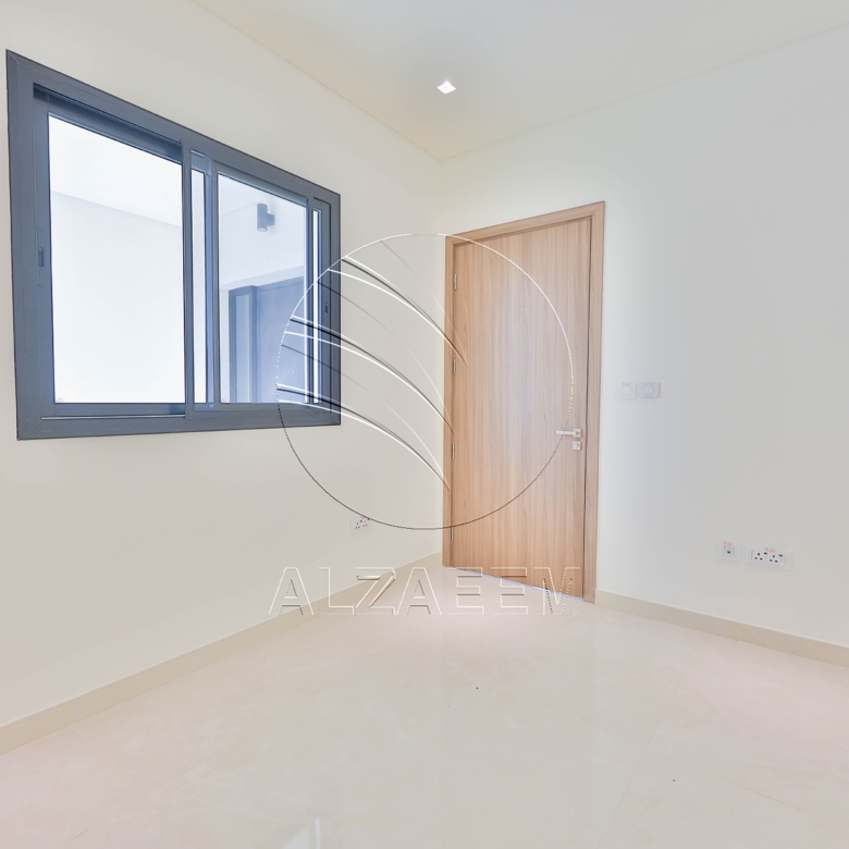 √ Single Row Villa | Golf Course View | VACANT √