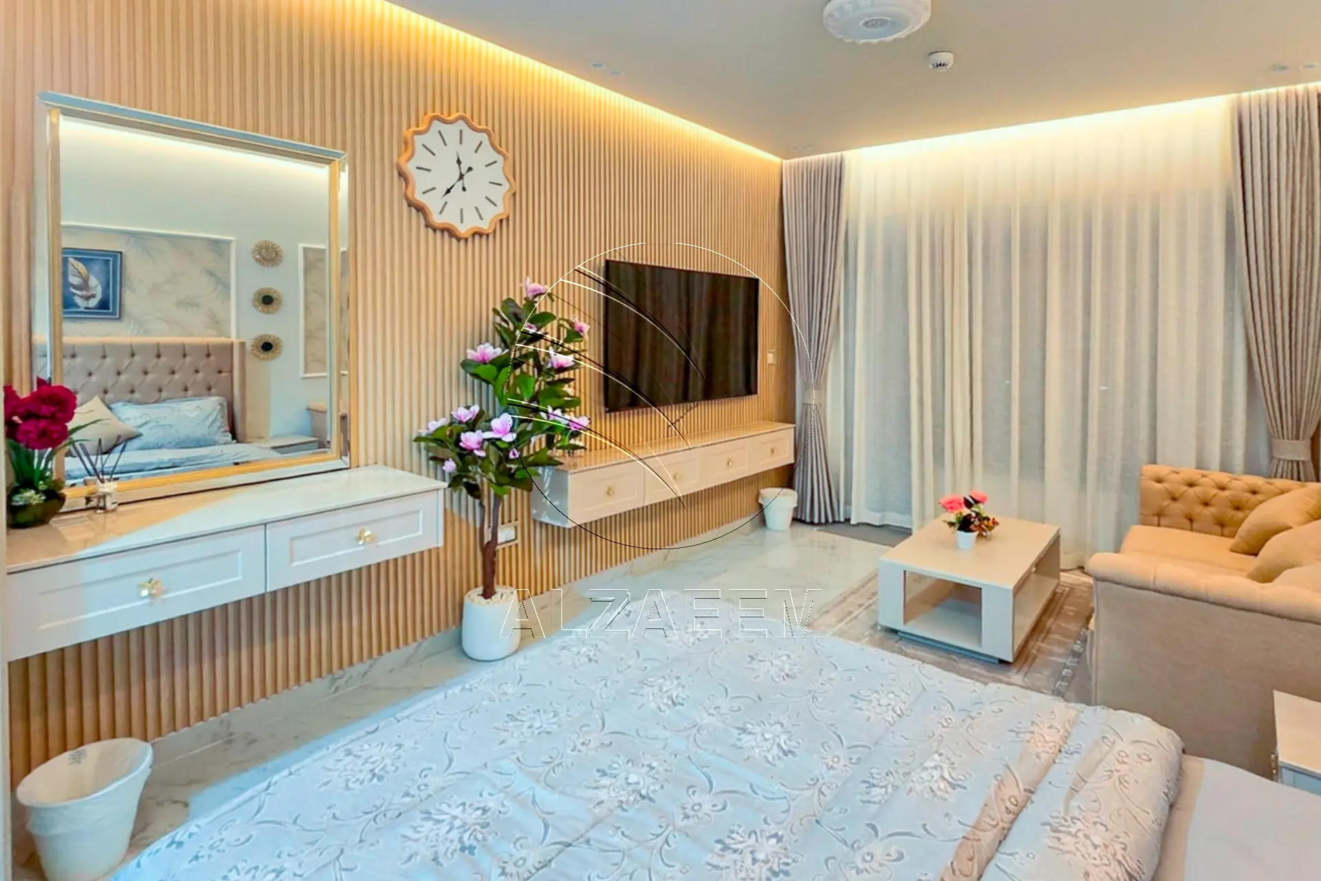 √VACANT | Fully Furnished Studio | Mid Level √