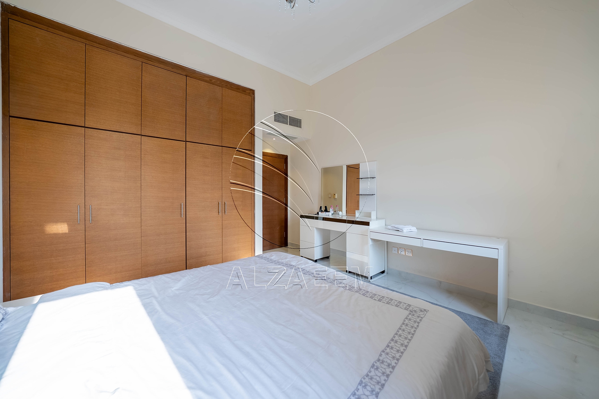 Single Row | Upgraded 5BR Villa | Pool and Garden