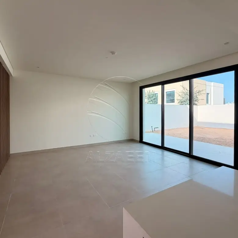 √ Corner 3XS | Rented+Refund | Landscaped √
